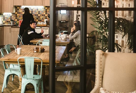 5 Creative Events You Can Do in Coworking Meeting Rooms