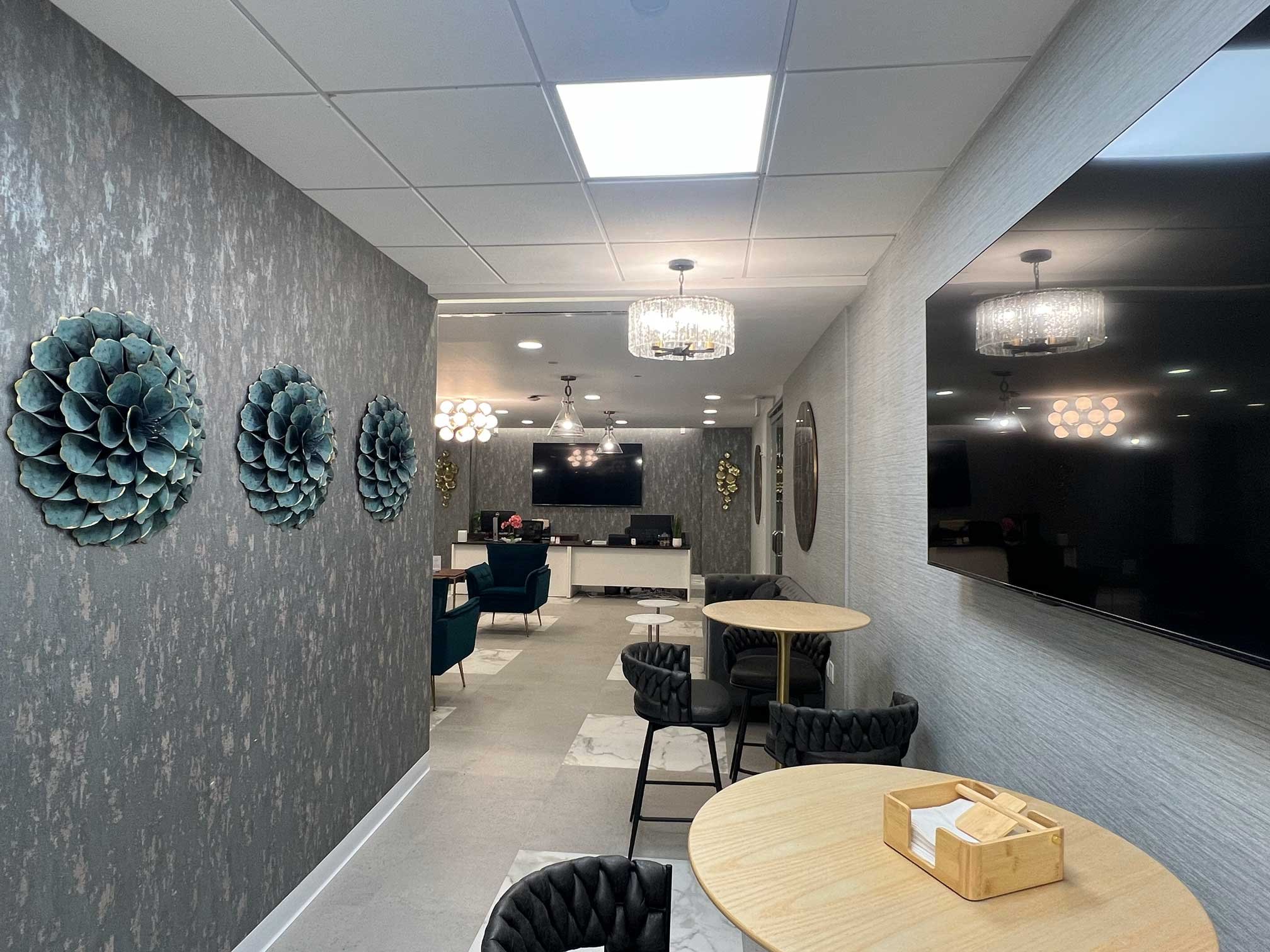 Miami Tower 100 SE 2nd St | Quest Workspaces
