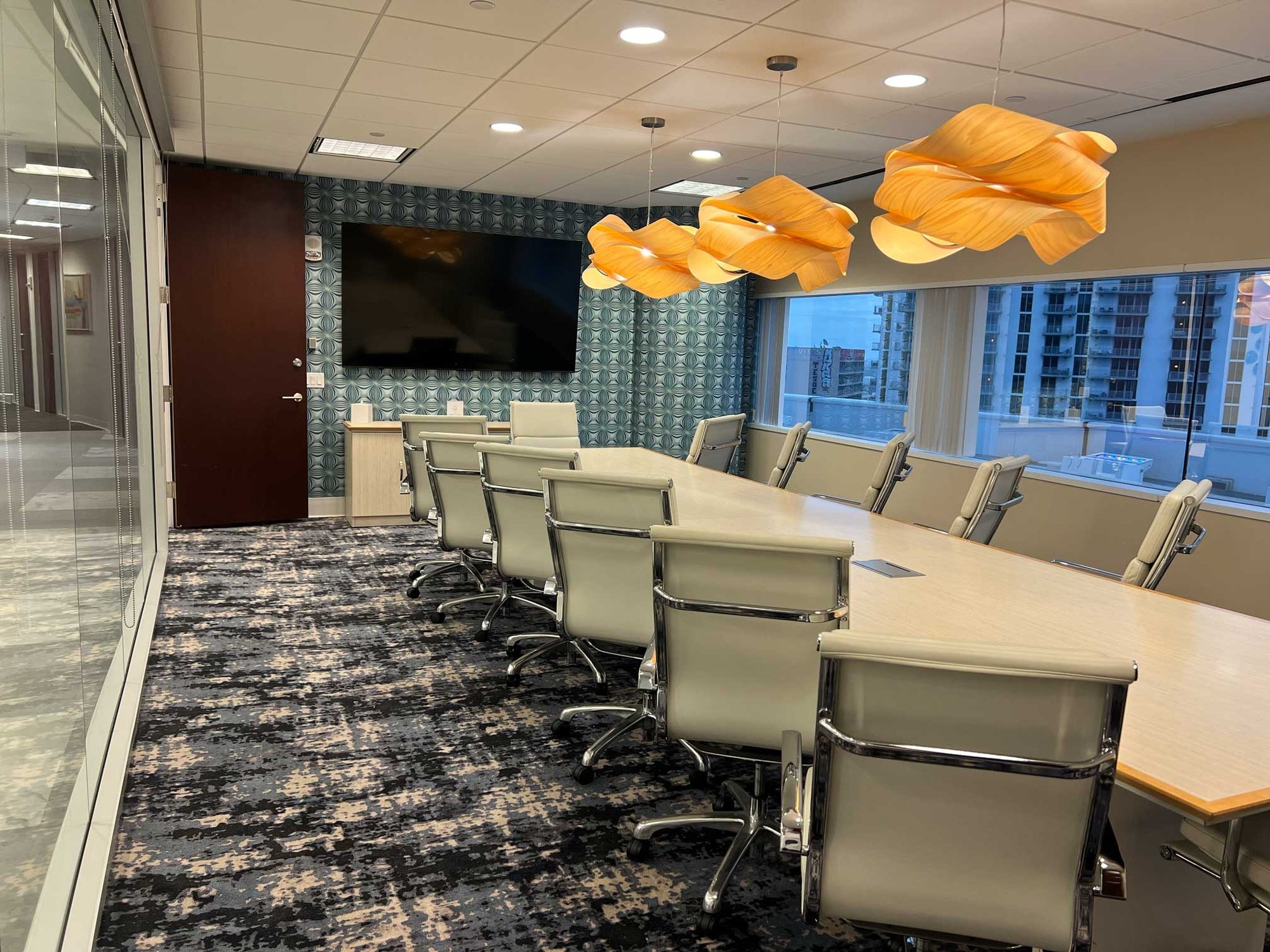 Miami Tower 100 SE 2nd St | Quest Workspaces