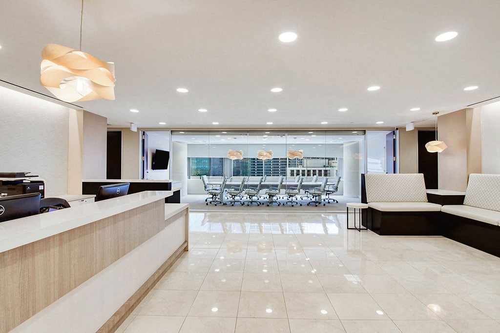 Miami Tower 100 SE 2nd St | Quest Workspaces